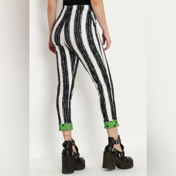 Blackmilk NWT | Ghost with the most cuffed pants 🕷️🖤💚 Beetlejuice - Picture 4 of 7